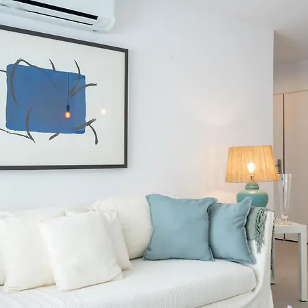 Renovated 2 Bedroom 5 Min Walk To The Apartamento *